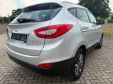 Hyundai ix35 Trend 2WD*1 Hand*NAVI*R-Kamera*Temp*Keyless - silberne Hyundai ix35