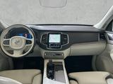 Volvo XC90 Core Recharge Plug-In Hybrid AWD 7-Sitzer A - Volvo XC90: Core