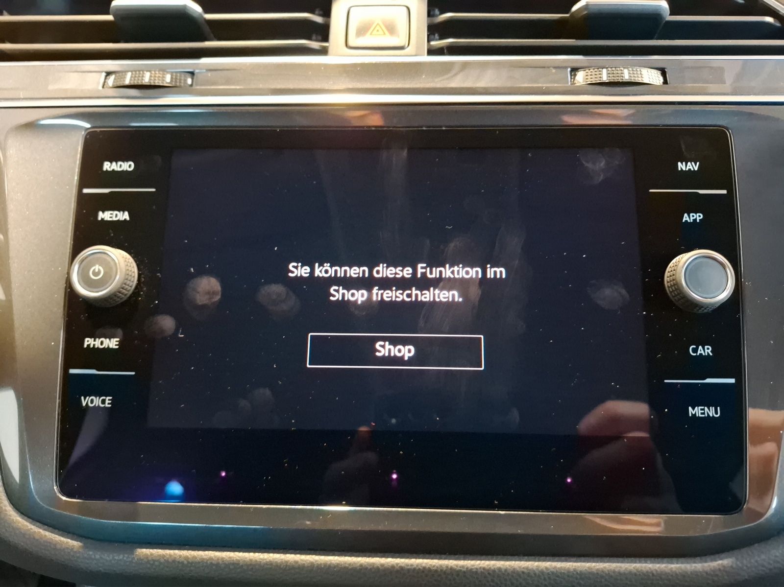 Fahrzeugabbildung Volkswagen Tiguan Allspace TSI Life LED APP AID ACC PDC SH
