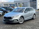 Skoda Octavia Combi First Edition *LED*Pano