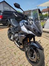 Triumph Tiger Sport 660 mit Navigation und 3 cm tiefer - TRIUMPH TIGER SPORT 660