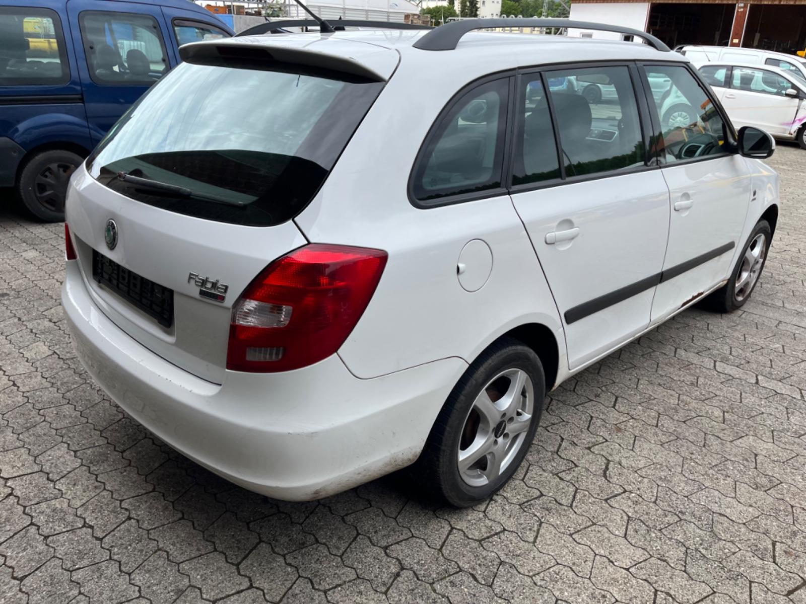 Skoda Fabia 2008 — engine 1.198 cm³, 69 HP (51kW)