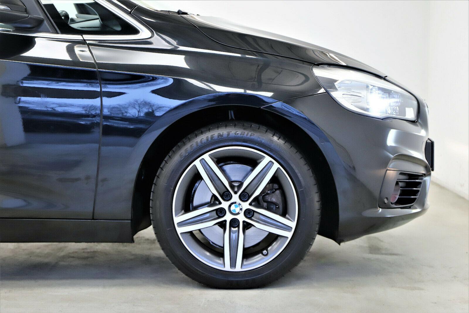 BMW 220i Gran Tourer 192 PS Sport Line Pano Navi HUD
