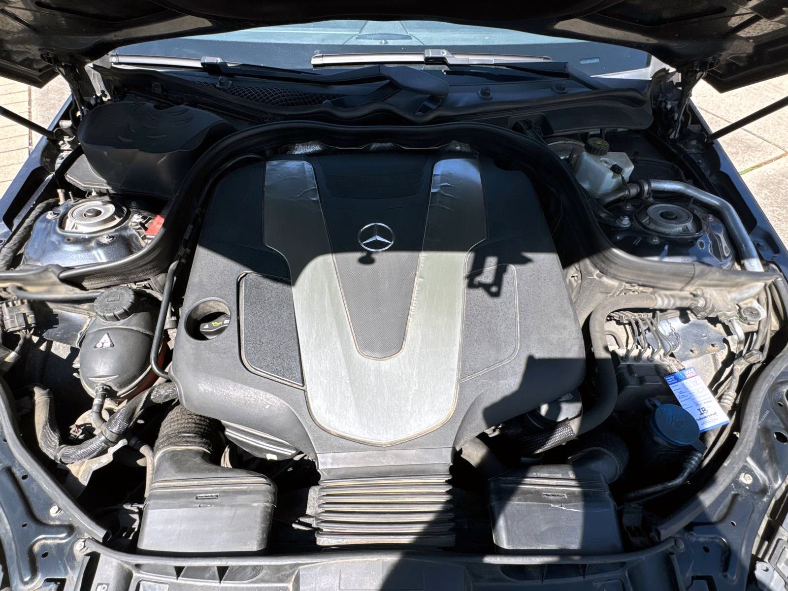 Fahrzeugabbildung Mercedes-Benz E 350 Avantgarde Bluetec MwSt. AHK 360° H&K  ACC