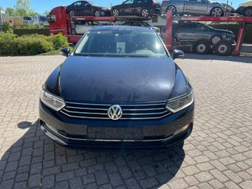 Volkswagen Passat Variant - 2
