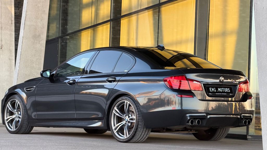 2012 BMW M5
