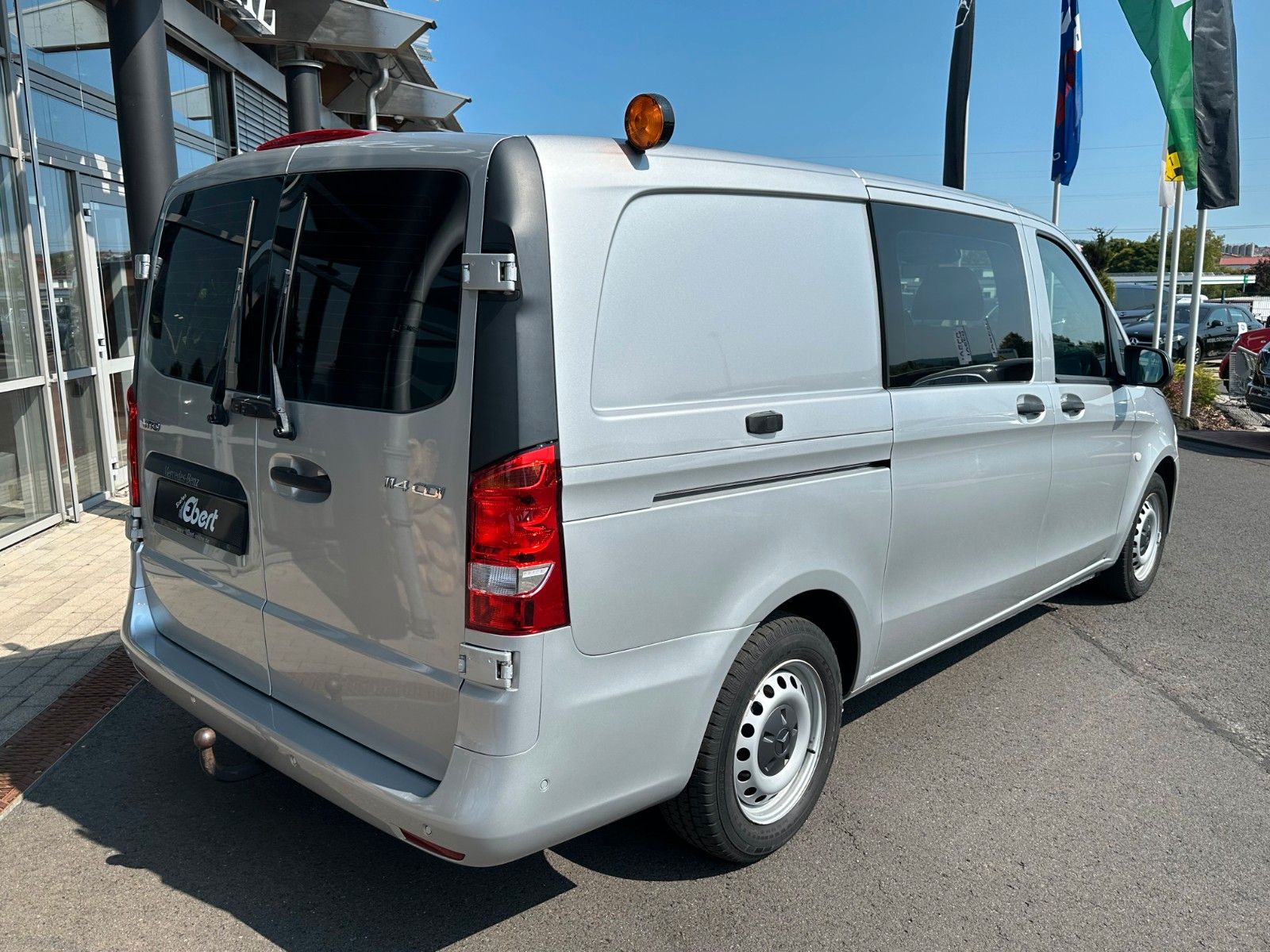 Fahrzeugabbildung Mercedes-Benz Vito 114 CDI Mixto Regal AHK Klima PARKTRONIC