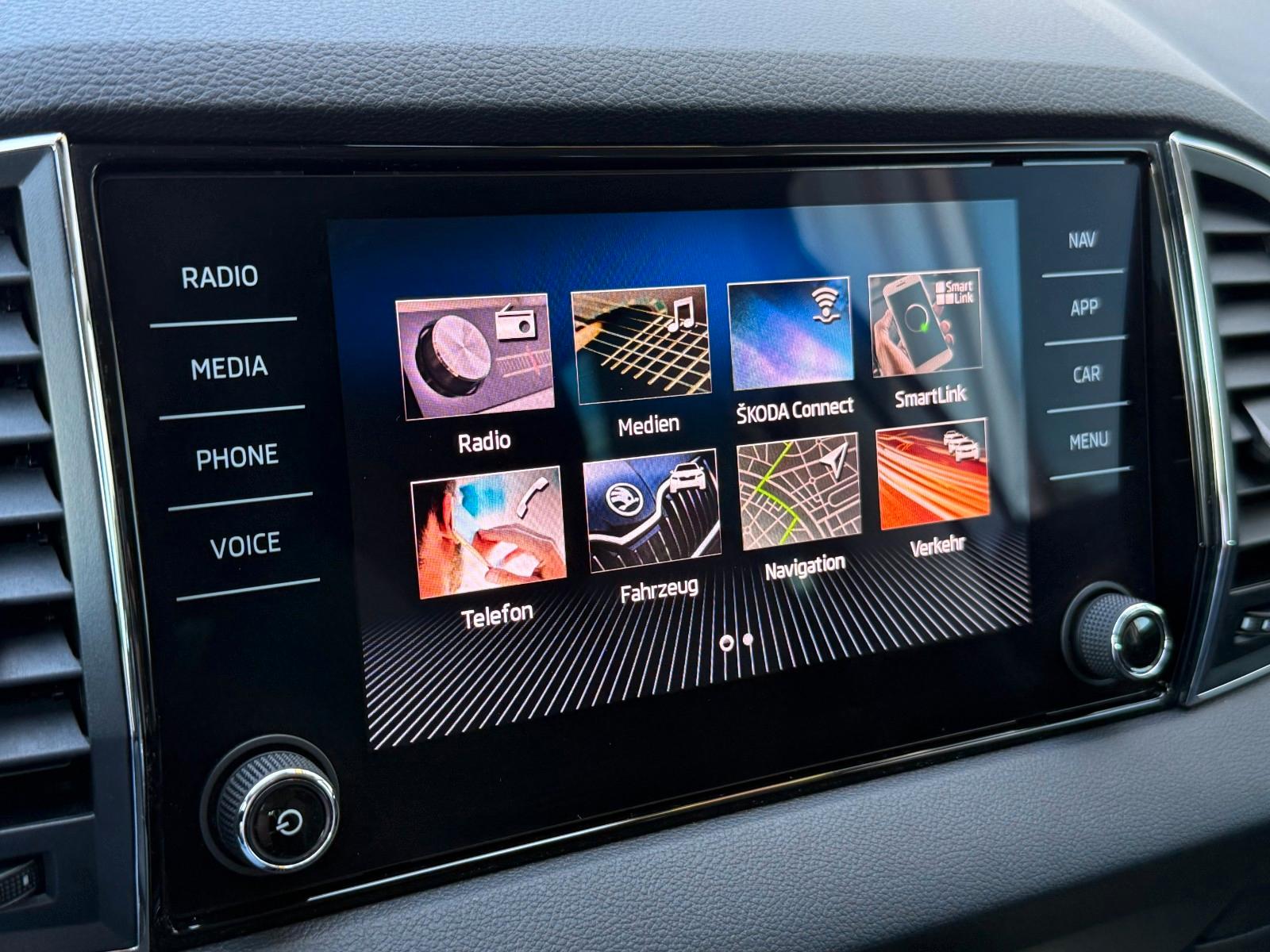 Skoda Karoq 1.5 TSI DSG NAVI LED KAM  el.HECK 1.HAND