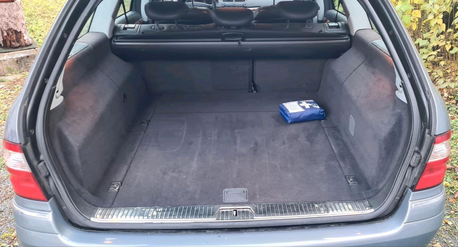 Mercedes-Benz C180 2005 — photo 11