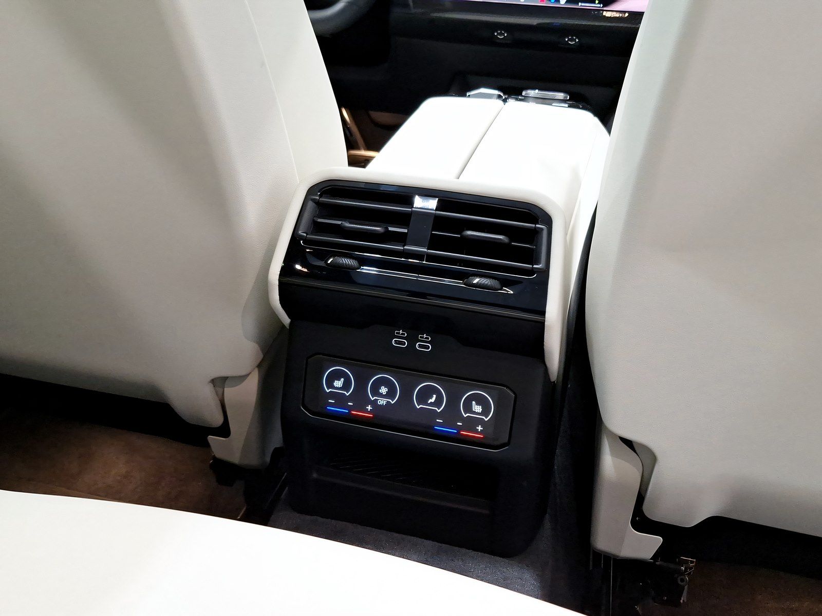 BMW i5 - Bild 17