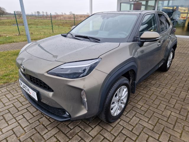 Toyota Yaris Cross Grün Auto