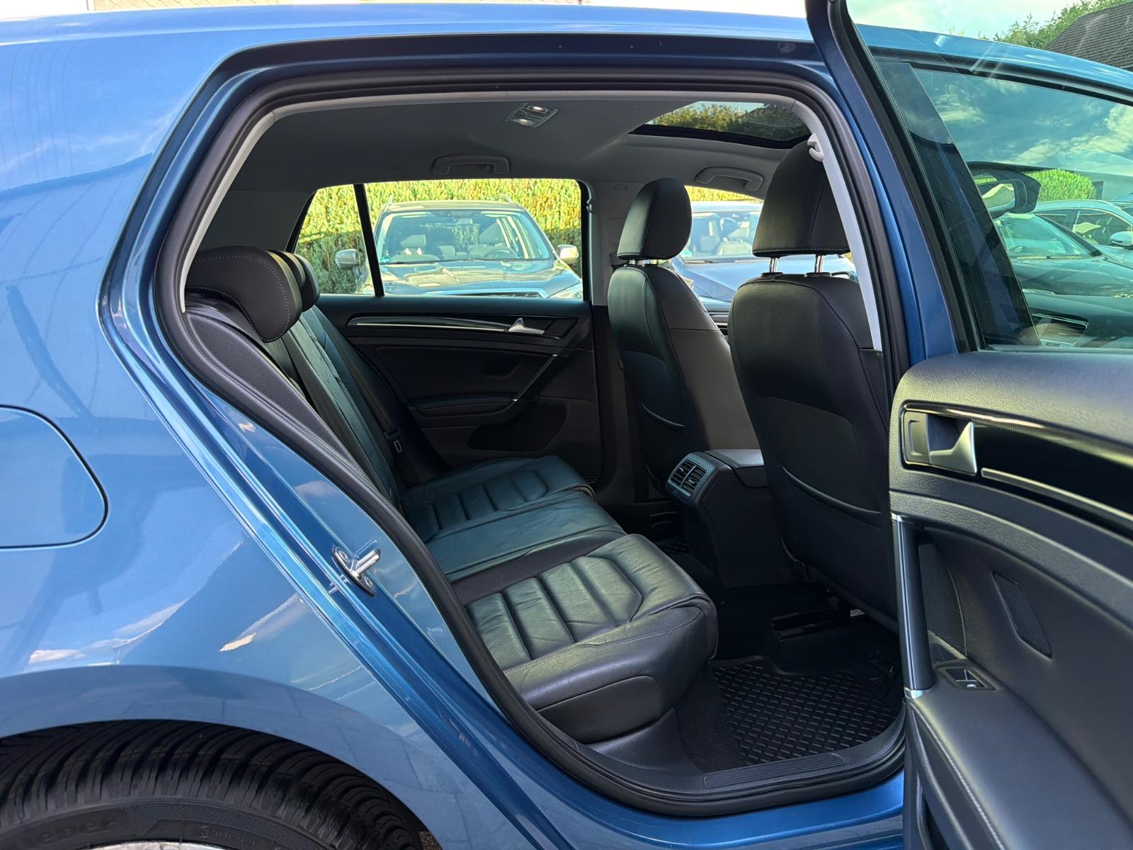Volkswagen Golf VII 1.4 TSI Lim. Highline DSG*Pano*Standhz