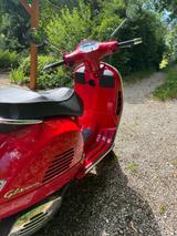 Vespa GTS 300 SUPER  - VESPA MOTORRAD