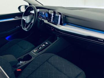 Volkswagen Golf - 6