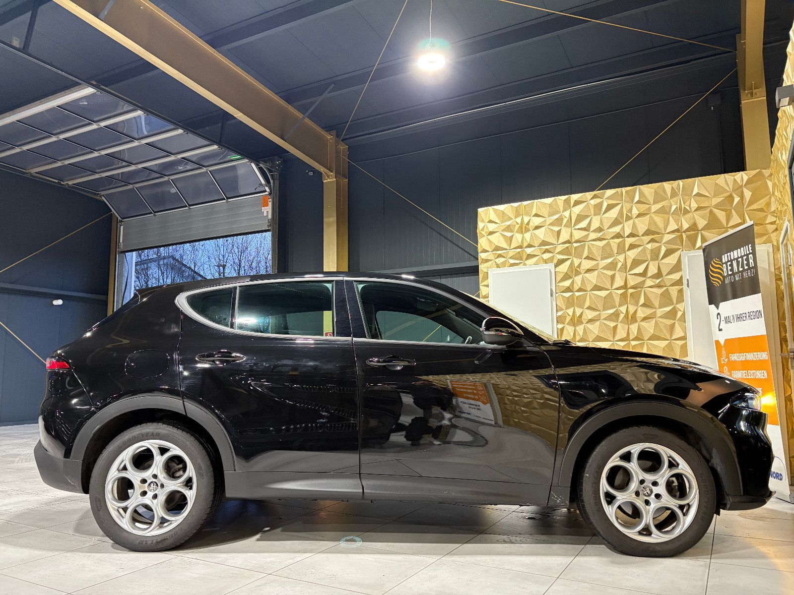 Fahrzeugabbildung Alfa Romeo Tonale Sprint/APPLE/NAVI/ACC/PDC/SPURHALTE/KLIMA