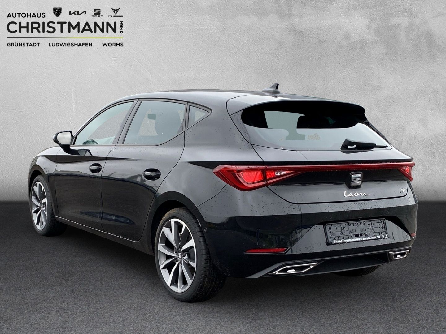 Fahrzeugabbildung SEAT Leon FR*NAVI*PDC*CAM*SHZ*Car-Play*Beats*