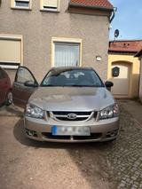 Kia Cerato - Kia Cerato: Limousine