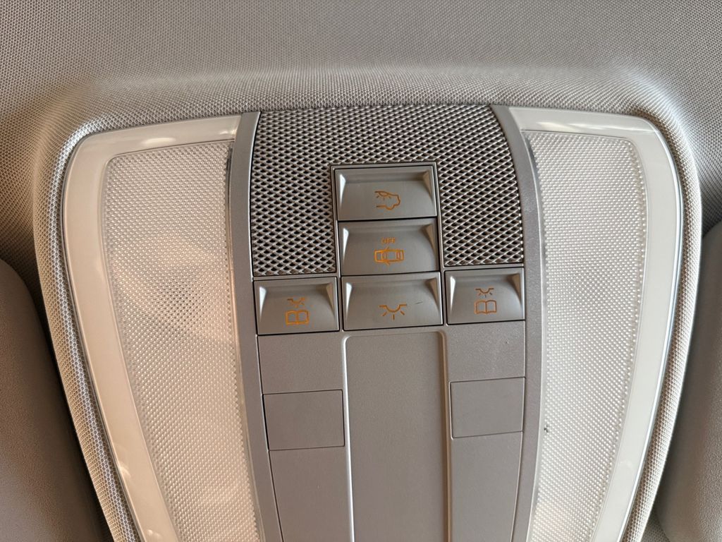 Mercedes-Benz C 180 - Bild 19