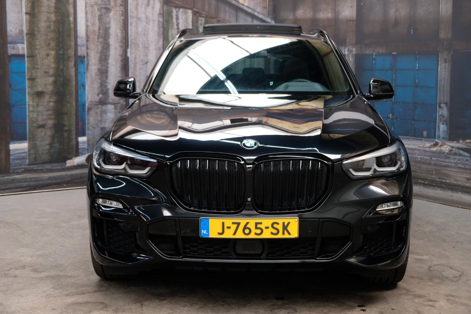 BMW X5 xDrive 45e M-Sport LED*Pano*Leder*360*SHZ*H&K