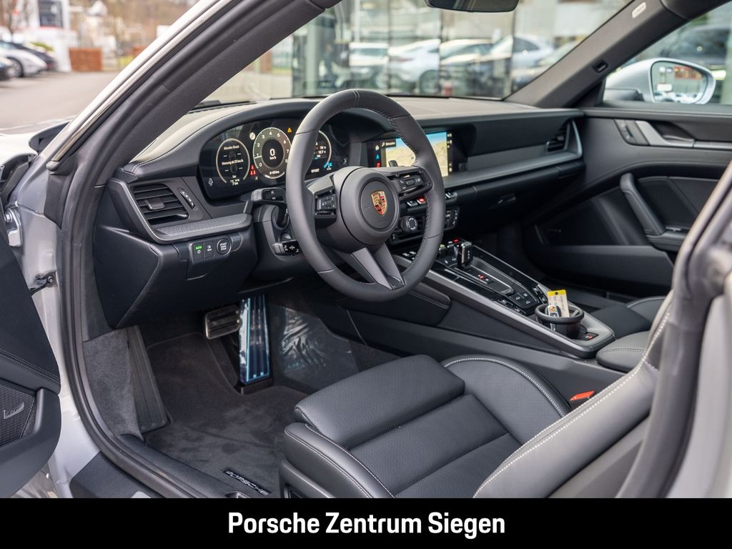 Porsche 992 -2 (911) Carrera
