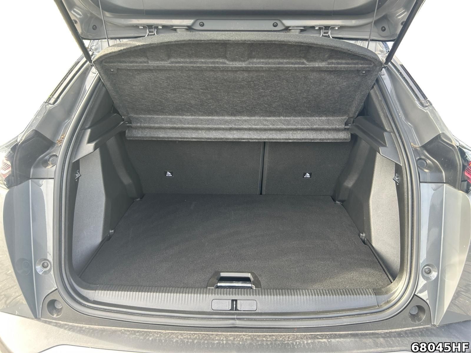 Fahrzeugabbildung Peugeot 2008 GT 130PS *NAVI*SHZ*KAMERA*PDC*LED*