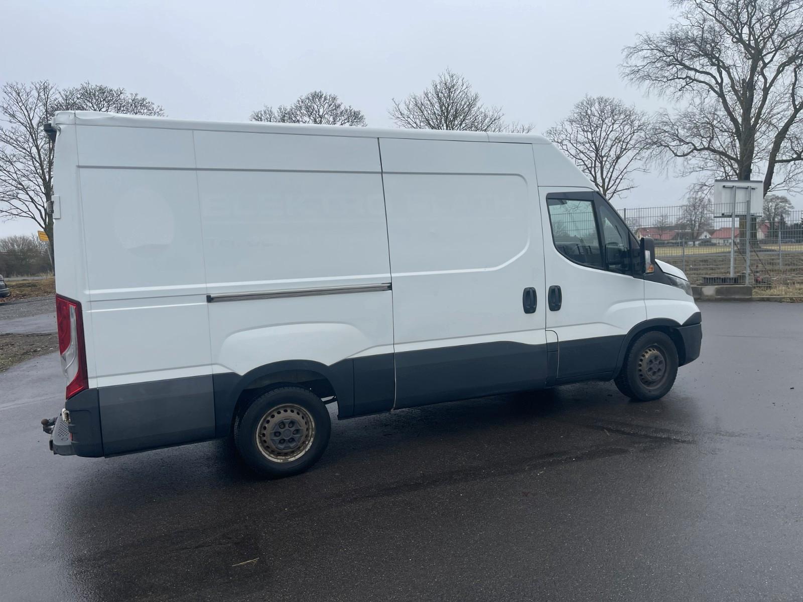 Iveco ANDERE Daily Kasten HKa 35 S /KLIMA/
