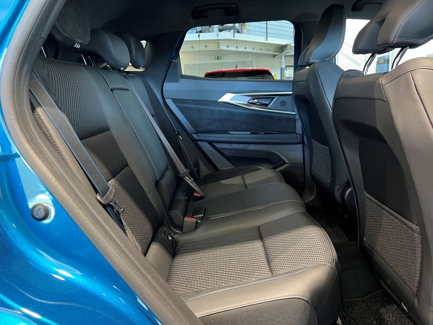 Fahrzeugabbildung Renault Austral Esprit Alpine HUD Navi Digitales Cockpit