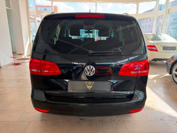 Volkswagen Touran - 6