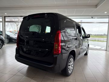 Bild 5 Fiat Doblo L2 1.5 7 Sitzer Navi LED Apple CarPlay And