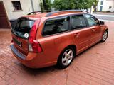 Volvo V50 D2 - Momentum Mod. 2011 -  - gebrauchte Volvo V50 aus dem Jahr 2010