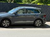 Volkswagen Tiguan IQ Drive - Volkswagen Tiguan mit Diesel-Antrieb: Limousine, Automatik