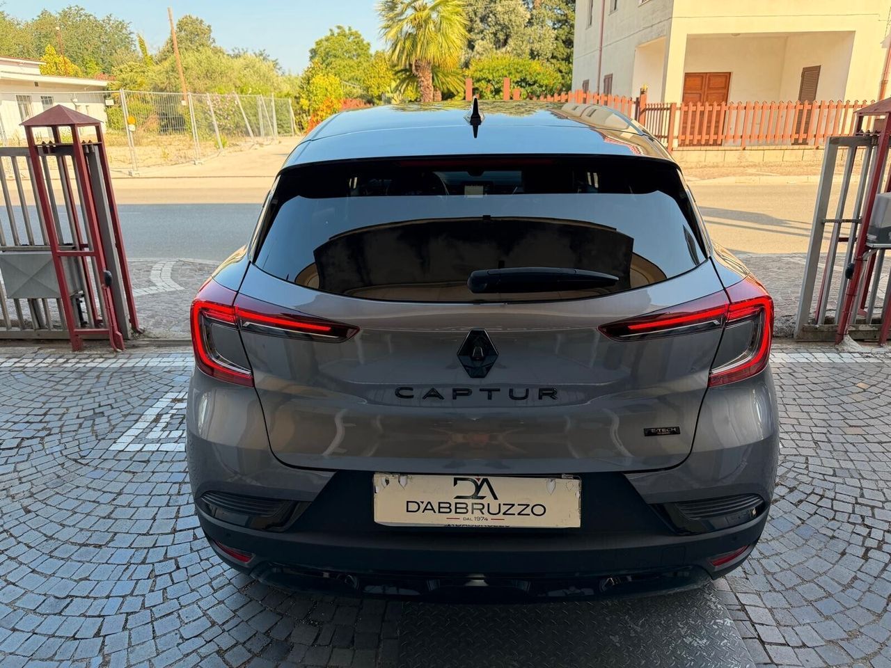 Other CAPTUR 1.6 E-Tech 145 CV Full Hybrid 2023 UNICA! imagem 3