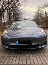 Tesla Model 3 Langstreckenbatterie - Allradantrieb... - Tesla Gebrauchtwagen in Hamburg