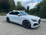 Audi SQ8 4.0 TFSI quattro - weiße Audi SQ8