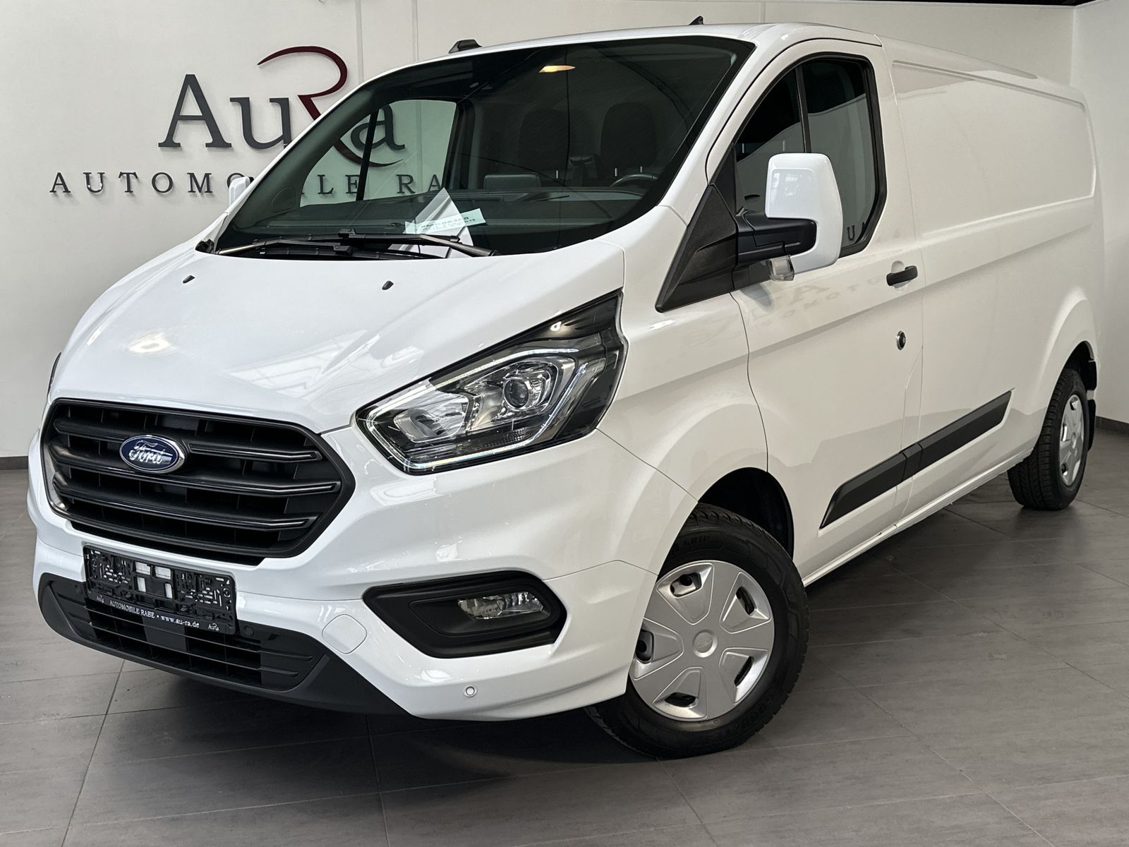 Fahrzeugabbildung Ford Transit Custom 300 L2H1 NAV+KLIMA+PDC+SHZ
