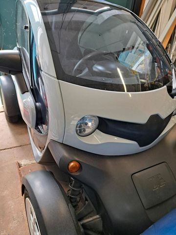 Renault Twizy 80 lnkl. Scheiben u. Batterie