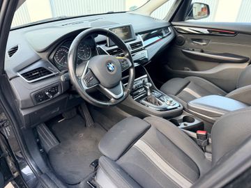 BMW 218 - 8