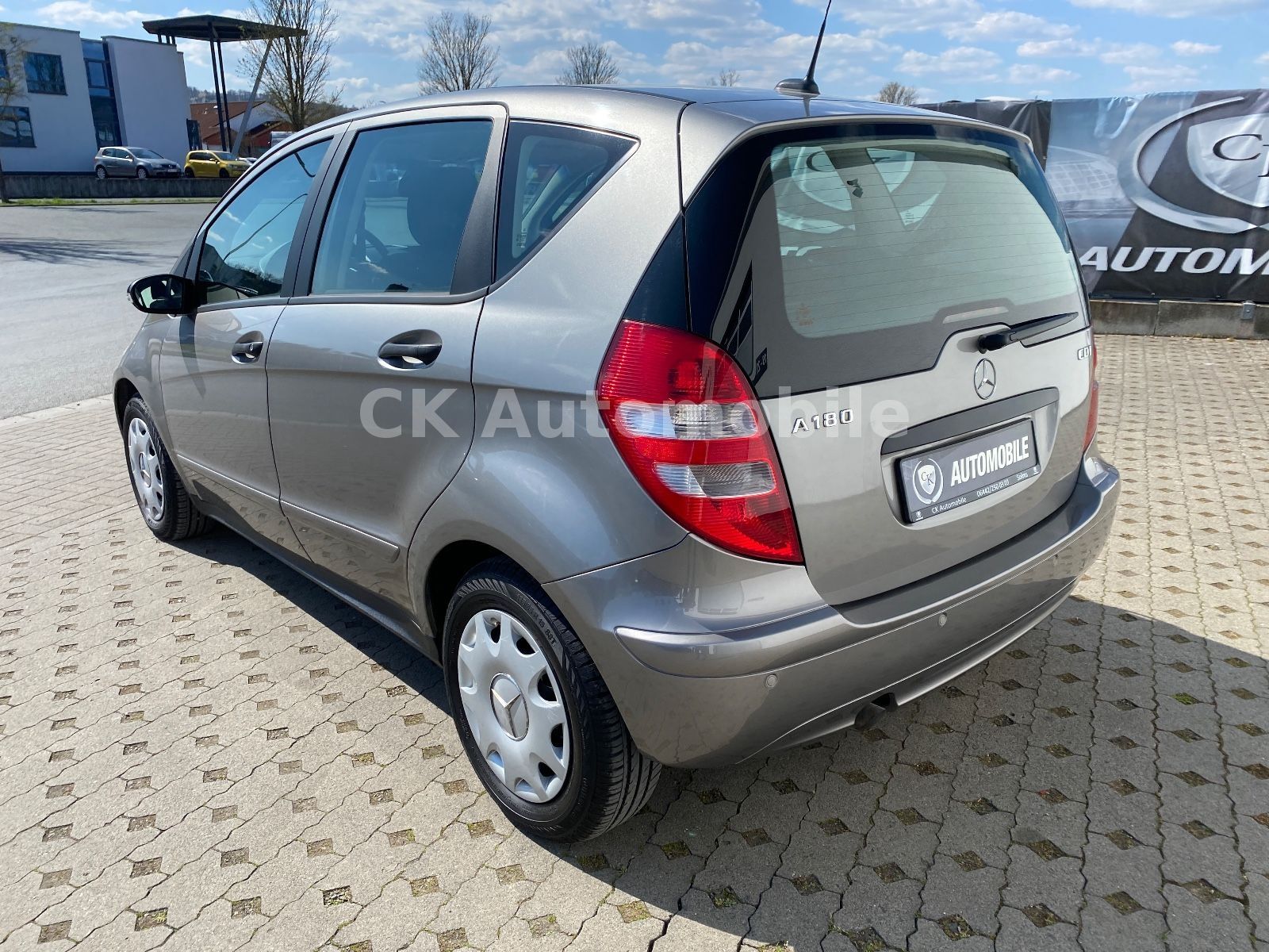 Fahrzeugabbildung Mercedes-Benz A 180 CDI/Klimaanlage/PDC