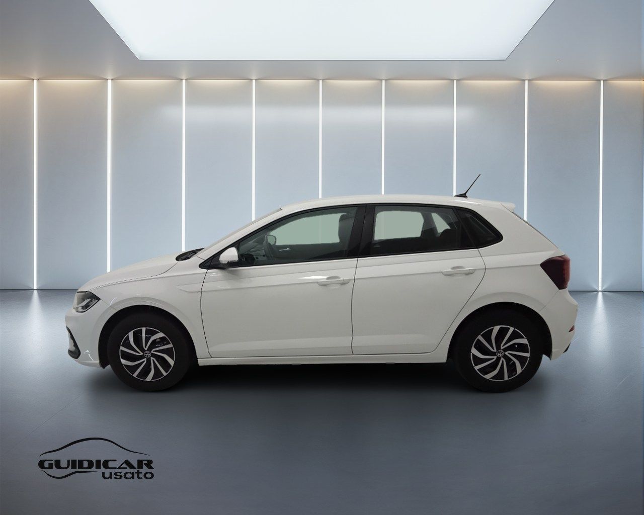 Volkswagen VOLKSWAGEN Polo VI 2022 - Polo 1.0 tsi Life 95cv imagem 3