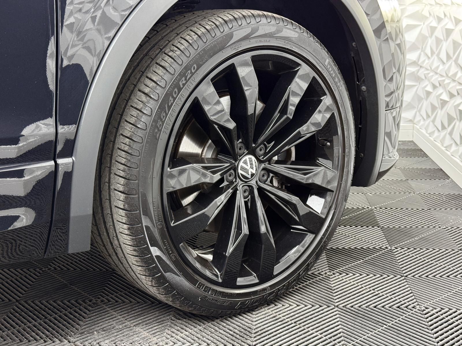 Fahrzeugabbildung Volkswagen 2.0 TSI R-LINE/4MOTION/7-SITZE/AHK/MATRIX/HUD/AC