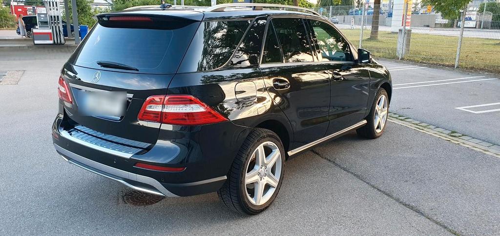 Mercedes-Benz ML 250