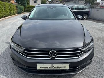 Volkswagen Passat Variant - 1