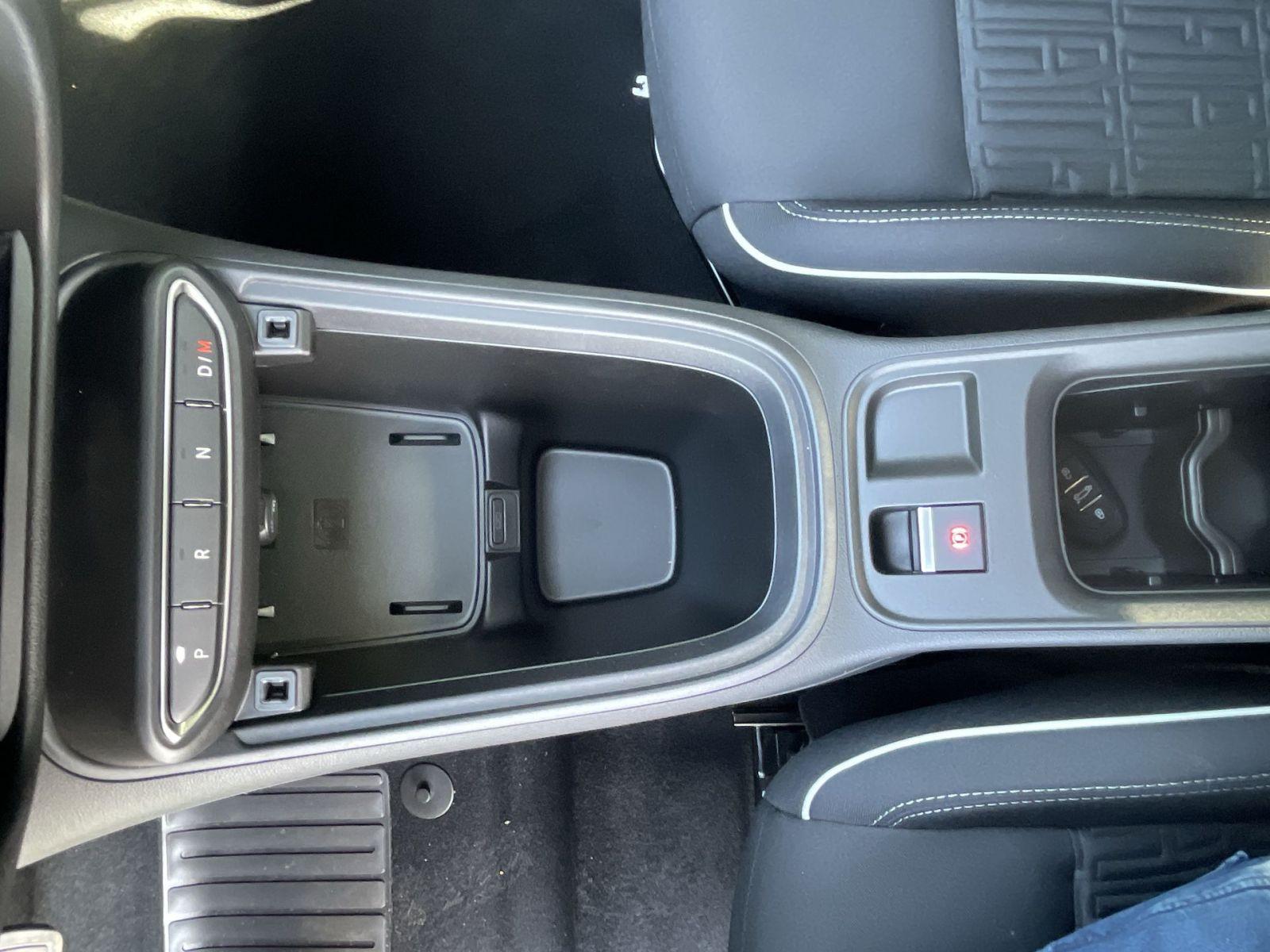 Fiat 600 Hybrid Special Edition NAVI|LED|SHZ|CarPlay|