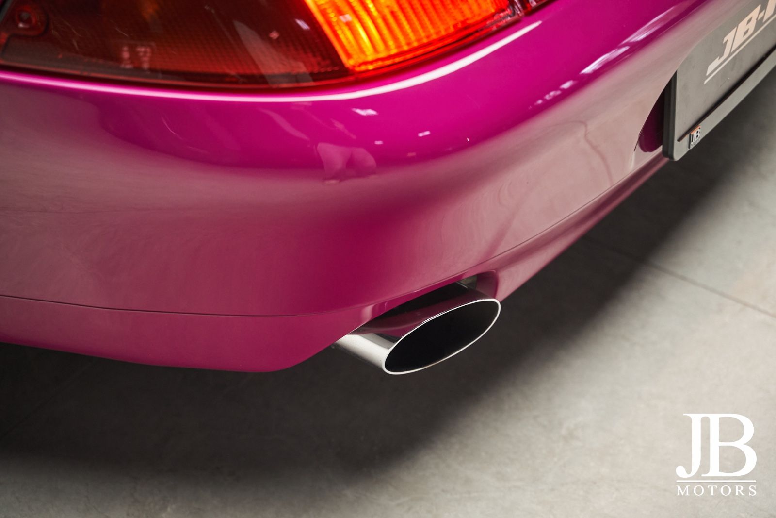 Fahrzeugabbildung Porsche 993 Carrera RS Optik Neuaufbau Recaro Carbon