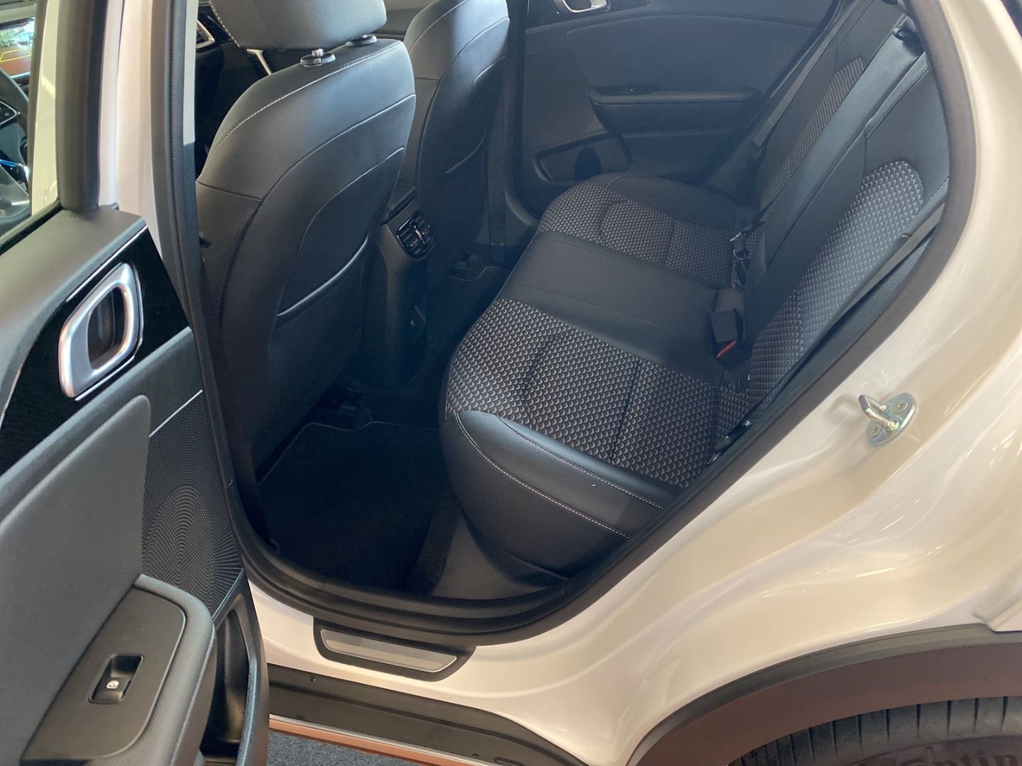 Fahrzeugabbildung Kia XCeed VISION 1.0 T-GDI *KOMFORT-PAKET*