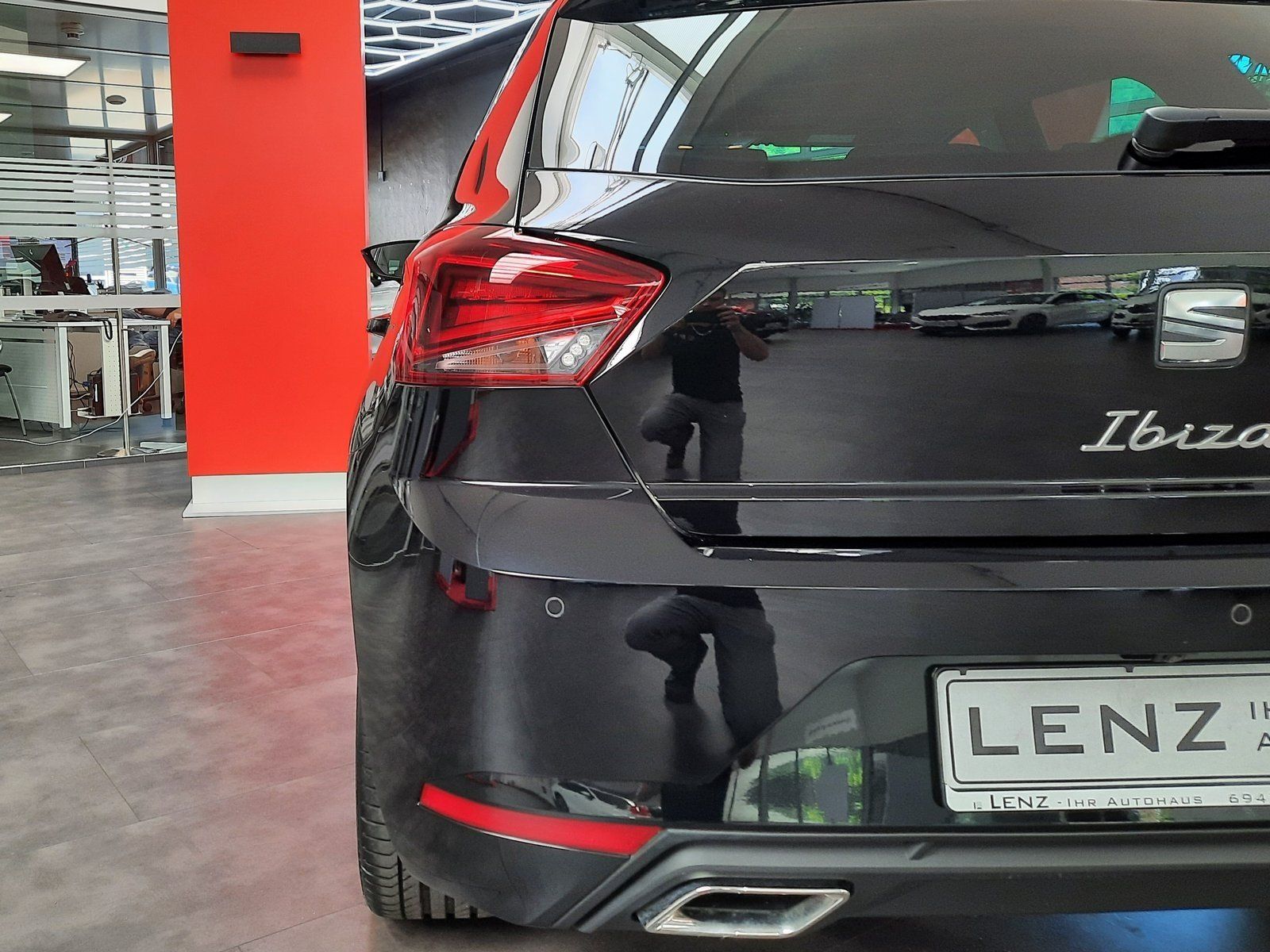 Fahrzeugabbildung SEAT Ibiza FR TSI DSG *Cam*LED*Sitzhzg*PDC*APP*ACC*