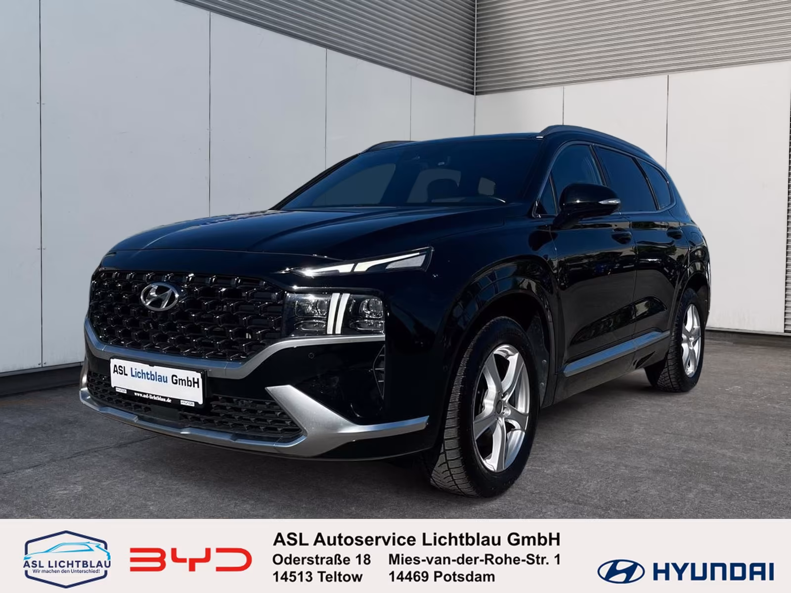Hyundai SANTA FE Plug-in-Hybrid 1.6 T-GDi 4WD 6AT SIG...