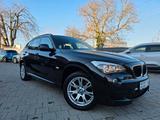 BMW X1 20 i xDrive/M PACKET GARANTIE/TÜV NEU/SERVICE - BMW X1 in Freiburg