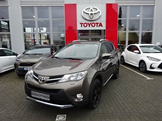 Toyota RAV4  2,2 D-4D,  4x4 Executive Automatik, Leder