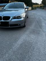 BMW E 60 530 i - BMW 530 aus 2003: 530i